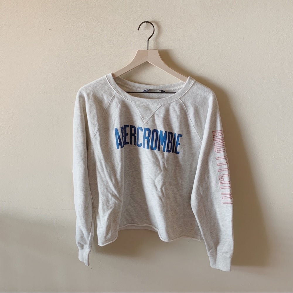 gray crew neck
